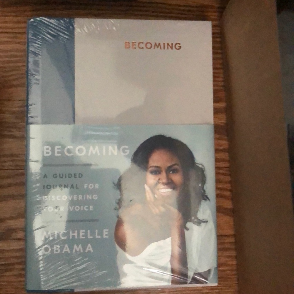 Michelle Obama Becoming Guided Journal